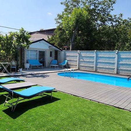 Morii Lake Pool Villa ブカレスト エクステリア 写真